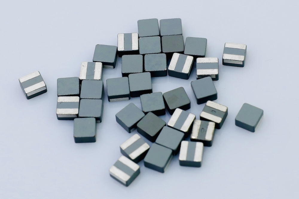 Custom nanomaterials